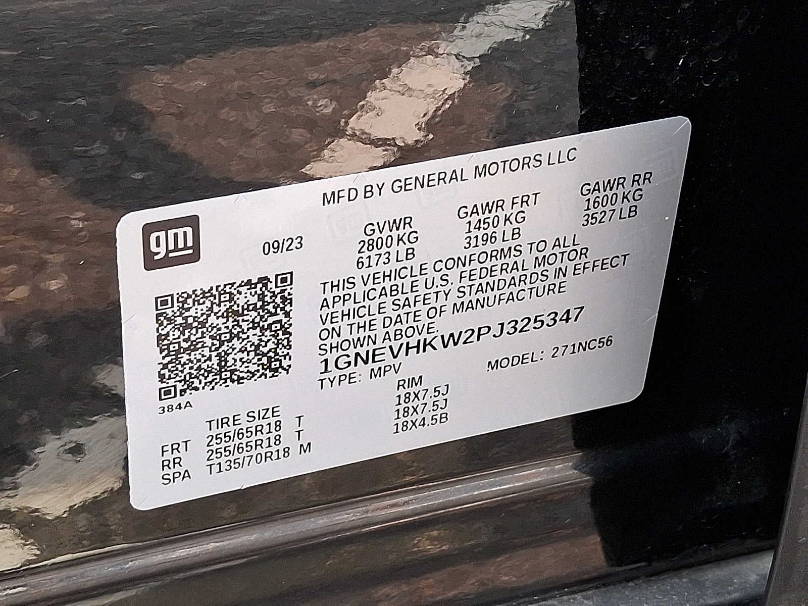 2023 Chevrolet Traverse AWD 4dr LT Leather