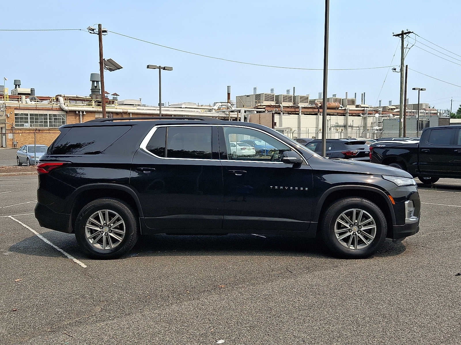 2023 Chevrolet Traverse AWD 4dr LT Leather