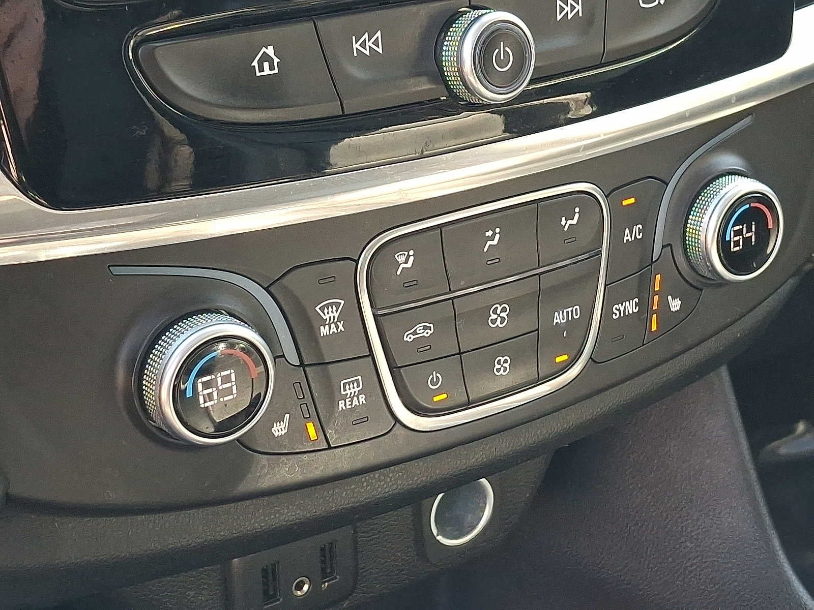 2018 Chevrolet Traverse AWD 4dr LT Leather w/3LT