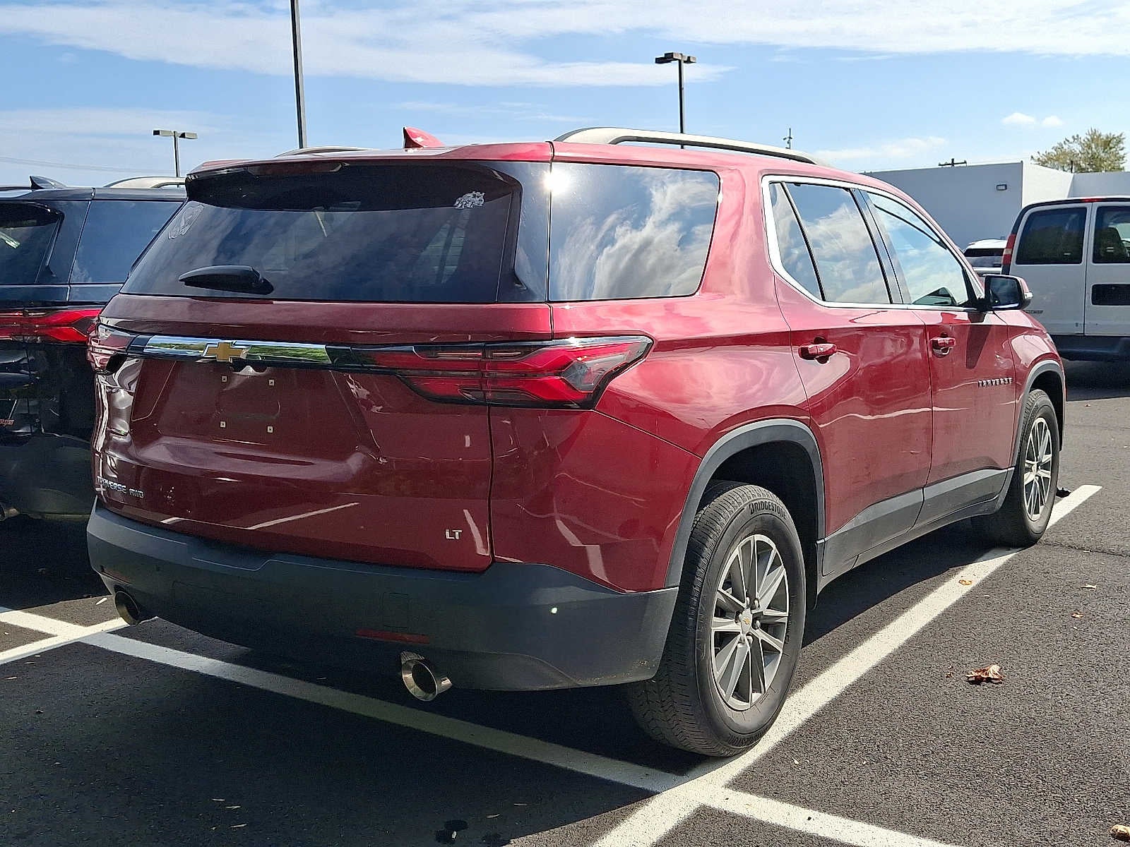 2023 Chevrolet Traverse AWD 4dr LT Leather