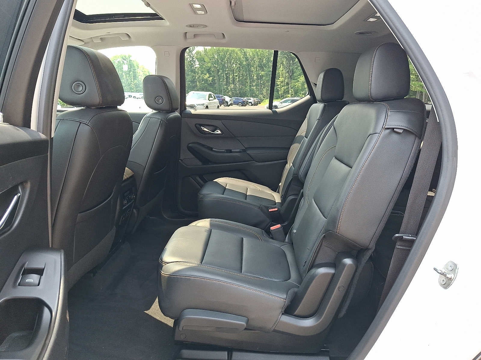 2020 Chevrolet Traverse AWD 4dr LT Leather