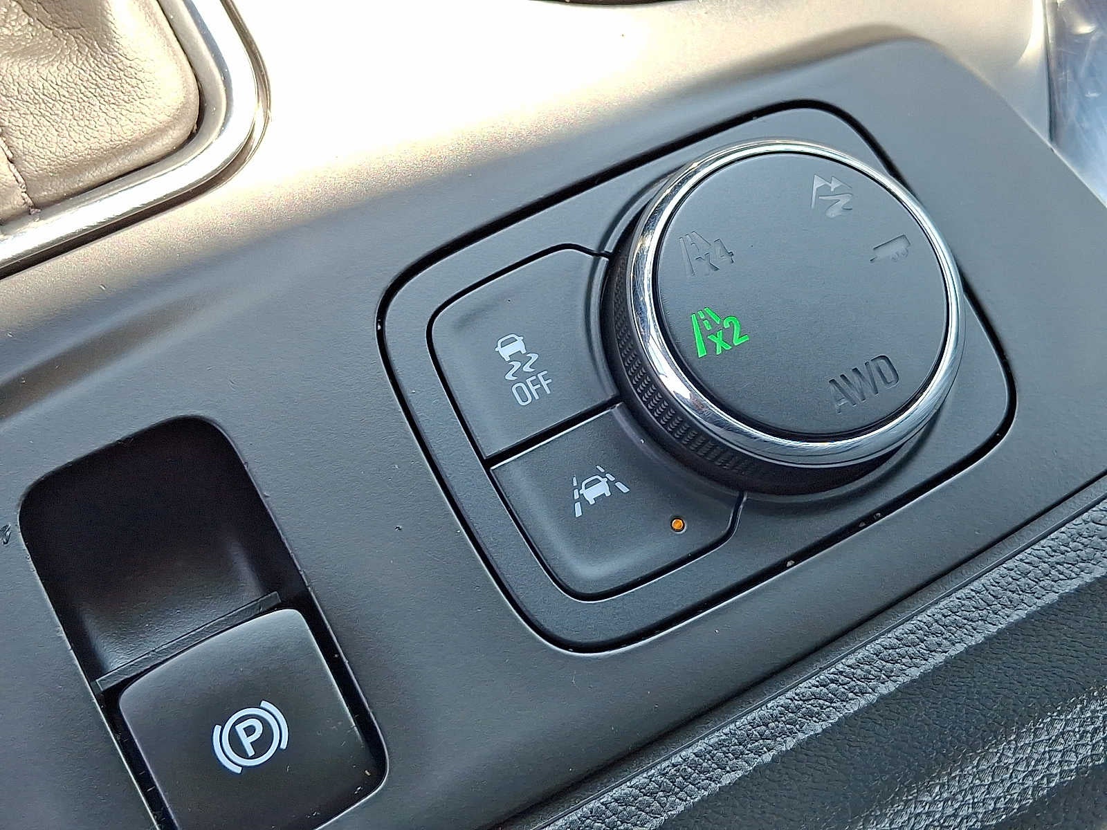 2020 Chevrolet Traverse AWD 4dr LT Leather