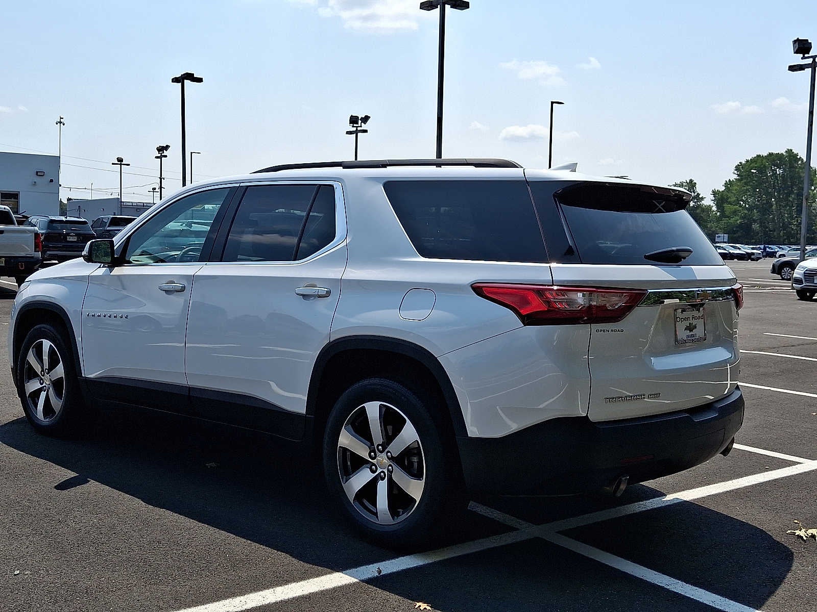 2020 Chevrolet Traverse AWD 4dr LT Leather