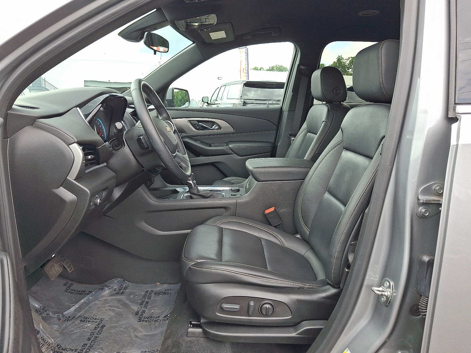 2023 Chevrolet Traverse AWD 4dr LT Leather