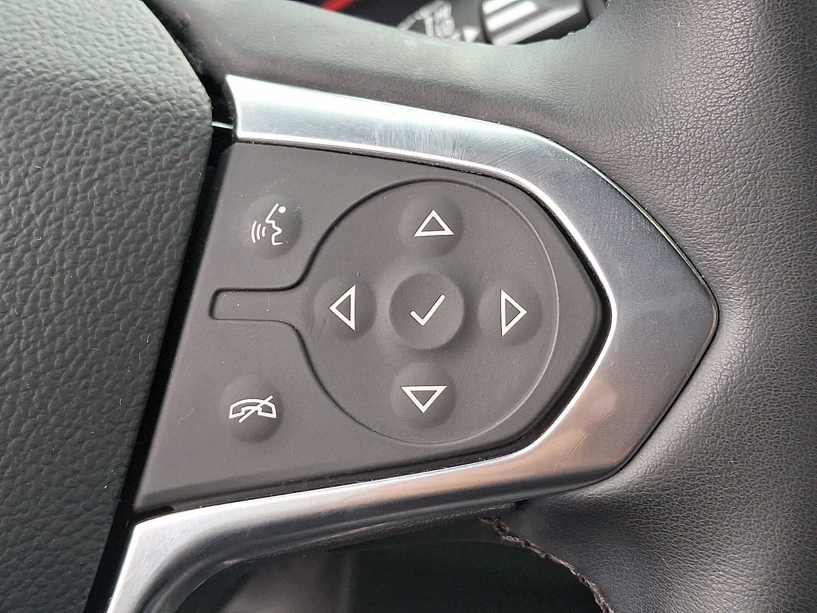 2023 Chevrolet Traverse AWD 4dr LT Leather