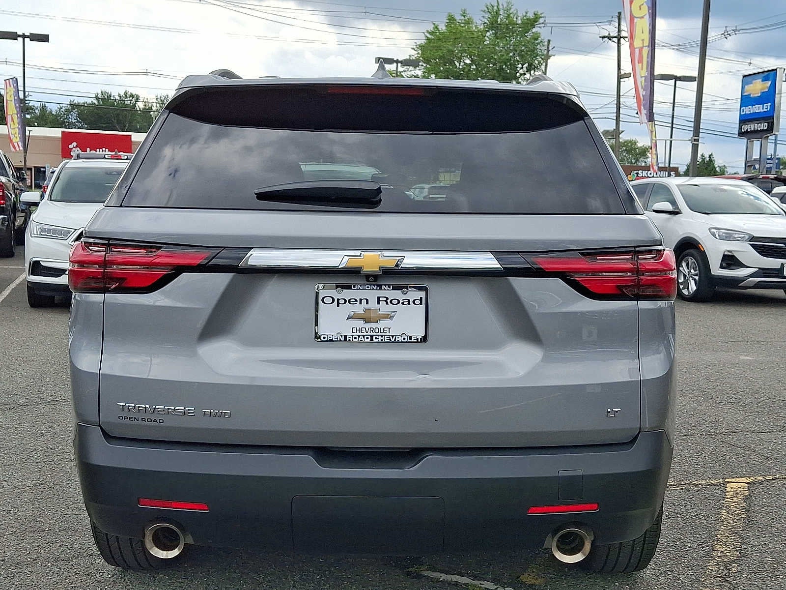 2023 Chevrolet Traverse AWD 4dr LT Leather