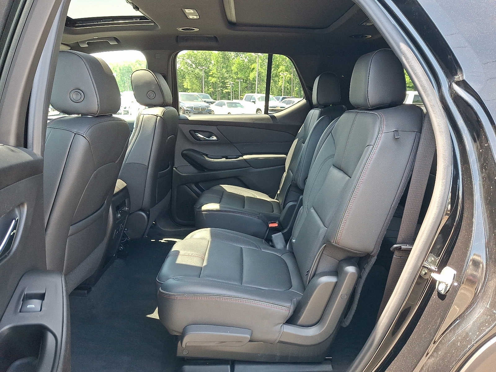 2023 Chevrolet Traverse AWD 4dr RS