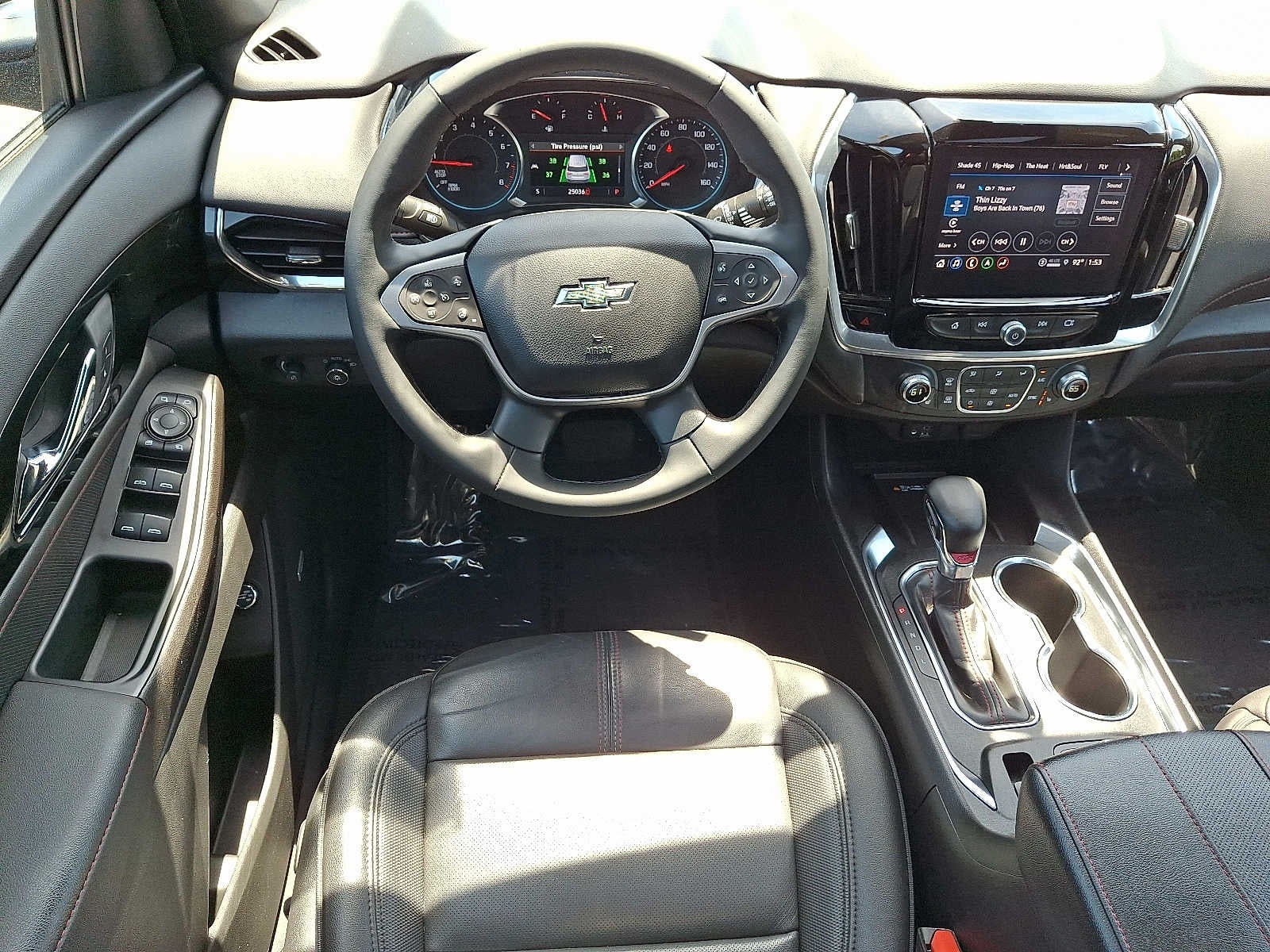 2023 Chevrolet Traverse AWD 4dr RS