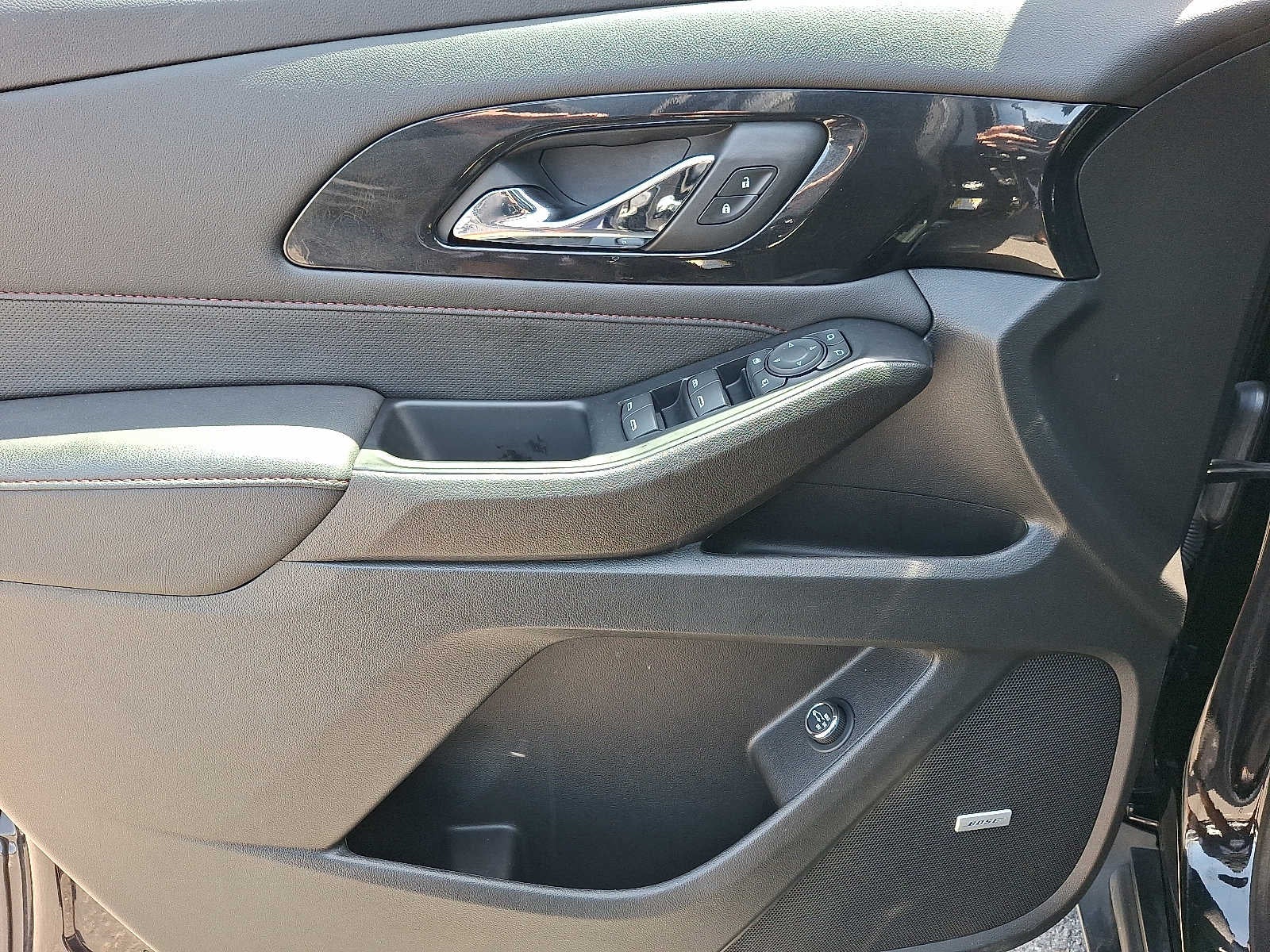 2023 Chevrolet Traverse AWD 4dr RS