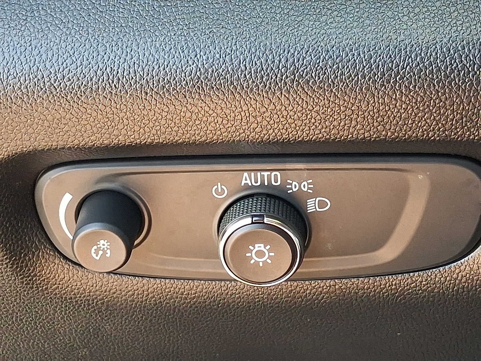 2023 Chevrolet Traverse AWD 4dr RS