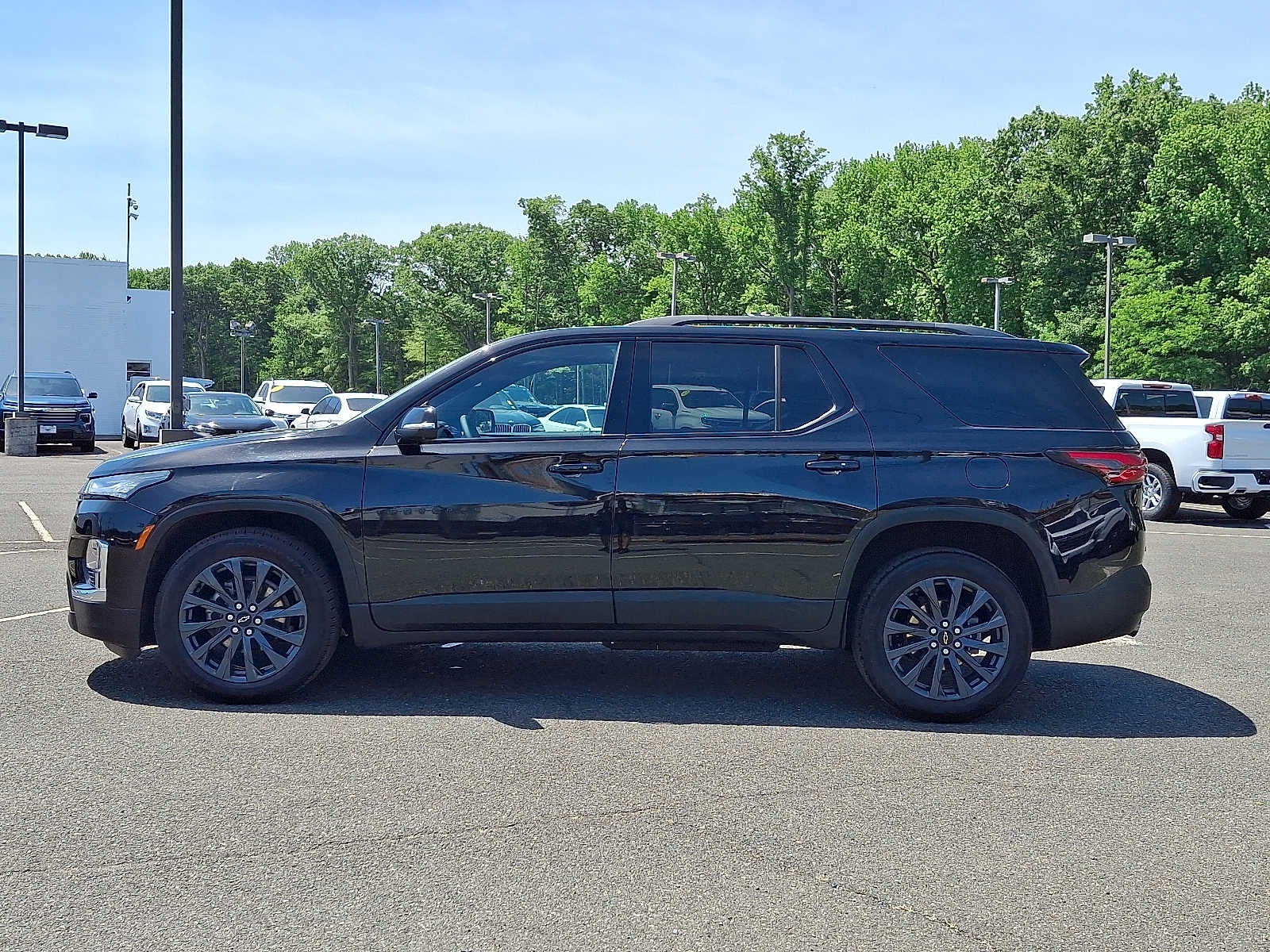 2023 Chevrolet Traverse AWD 4dr RS
