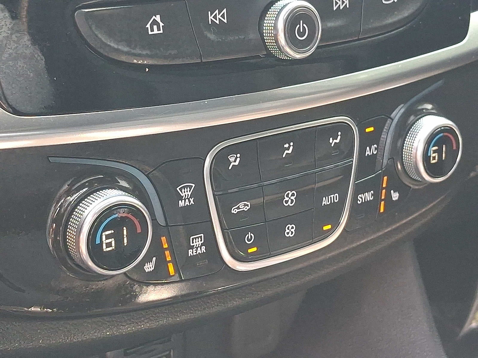 2022 Chevrolet Traverse AWD 4dr RS