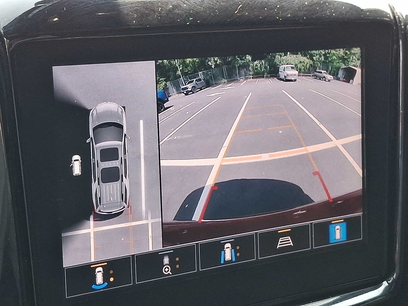 2022 Chevrolet Traverse AWD 4dr RS