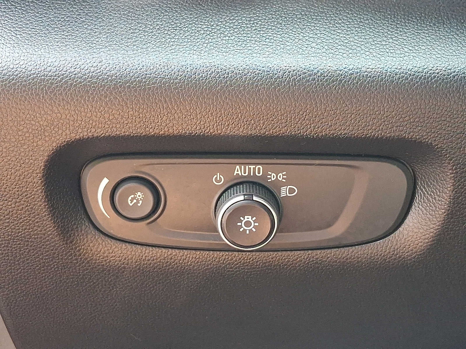 2022 Chevrolet Traverse AWD 4dr RS