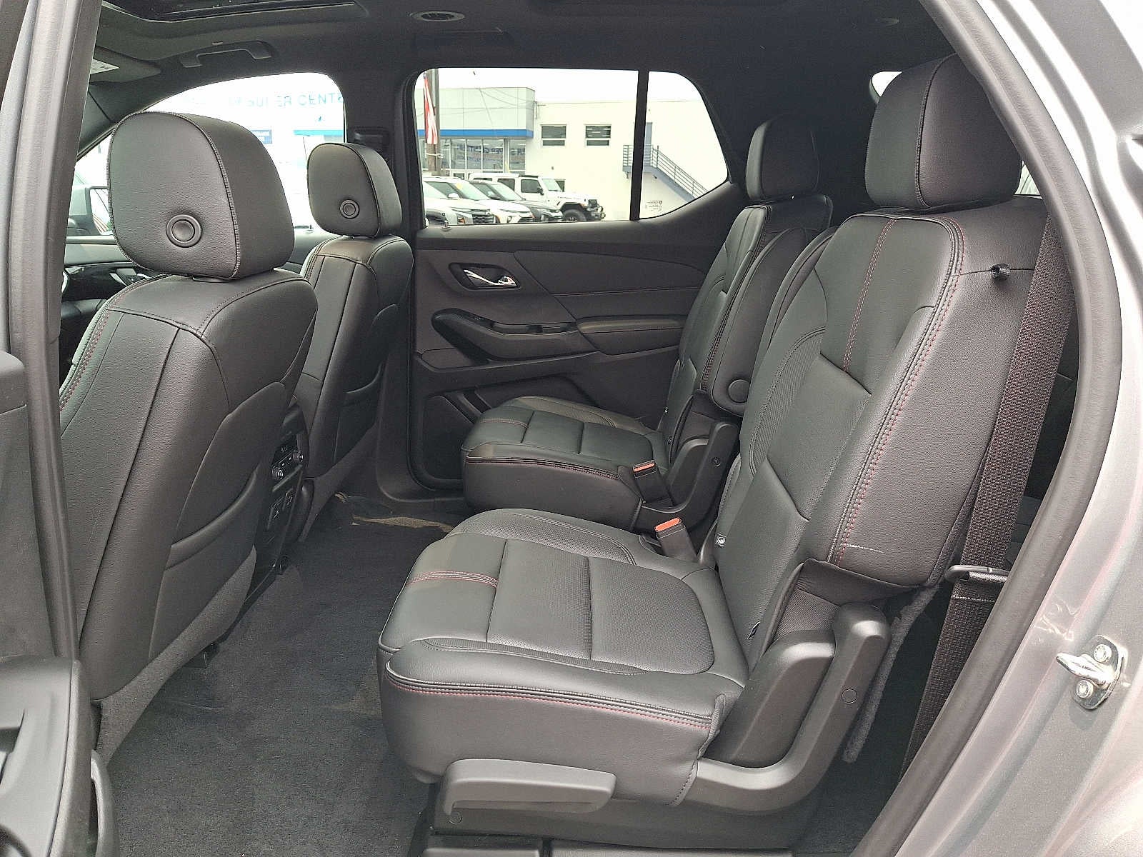 2023 Chevrolet Traverse AWD 4dr RS