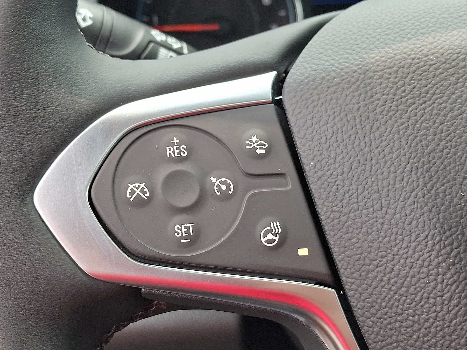 2023 Chevrolet Traverse AWD 4dr RS