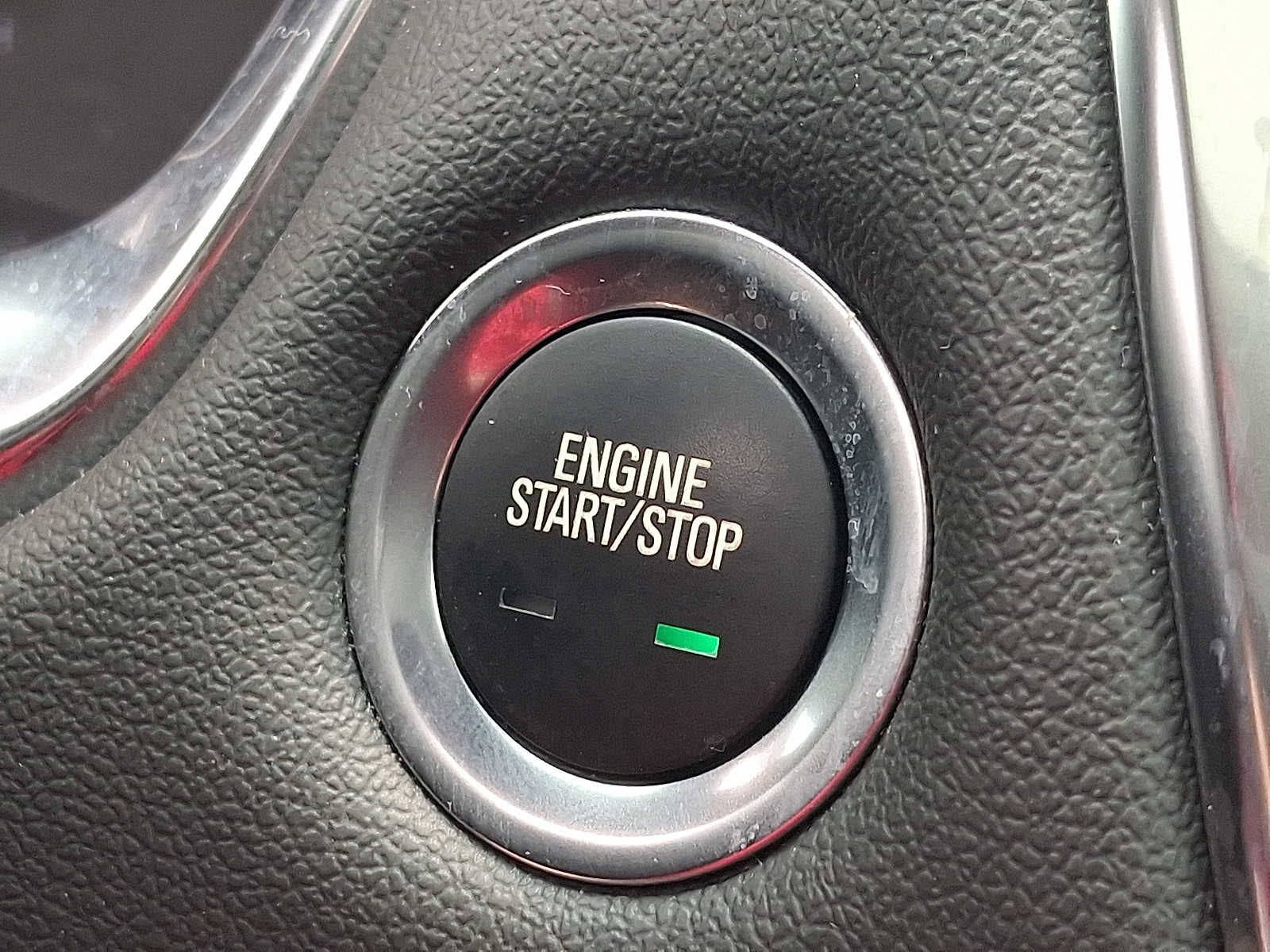 2023 Chevrolet Traverse AWD 4dr RS