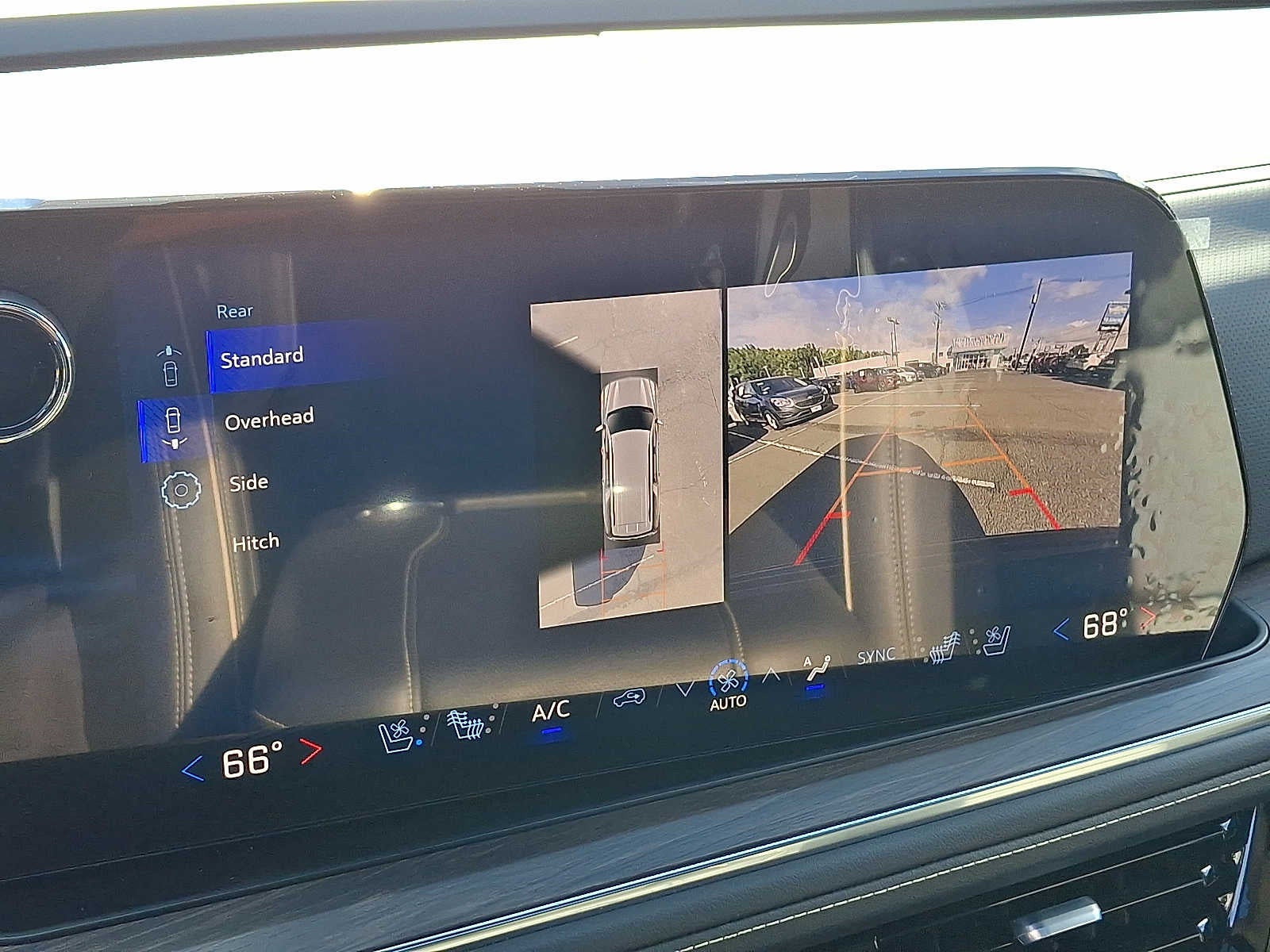 2025 Chevrolet Suburban 4WD 4dr Premier