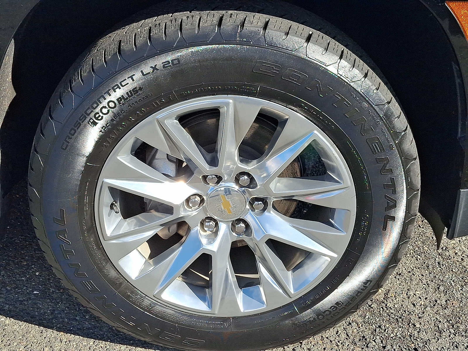 2025 Chevrolet Suburban 4WD 4dr Premier