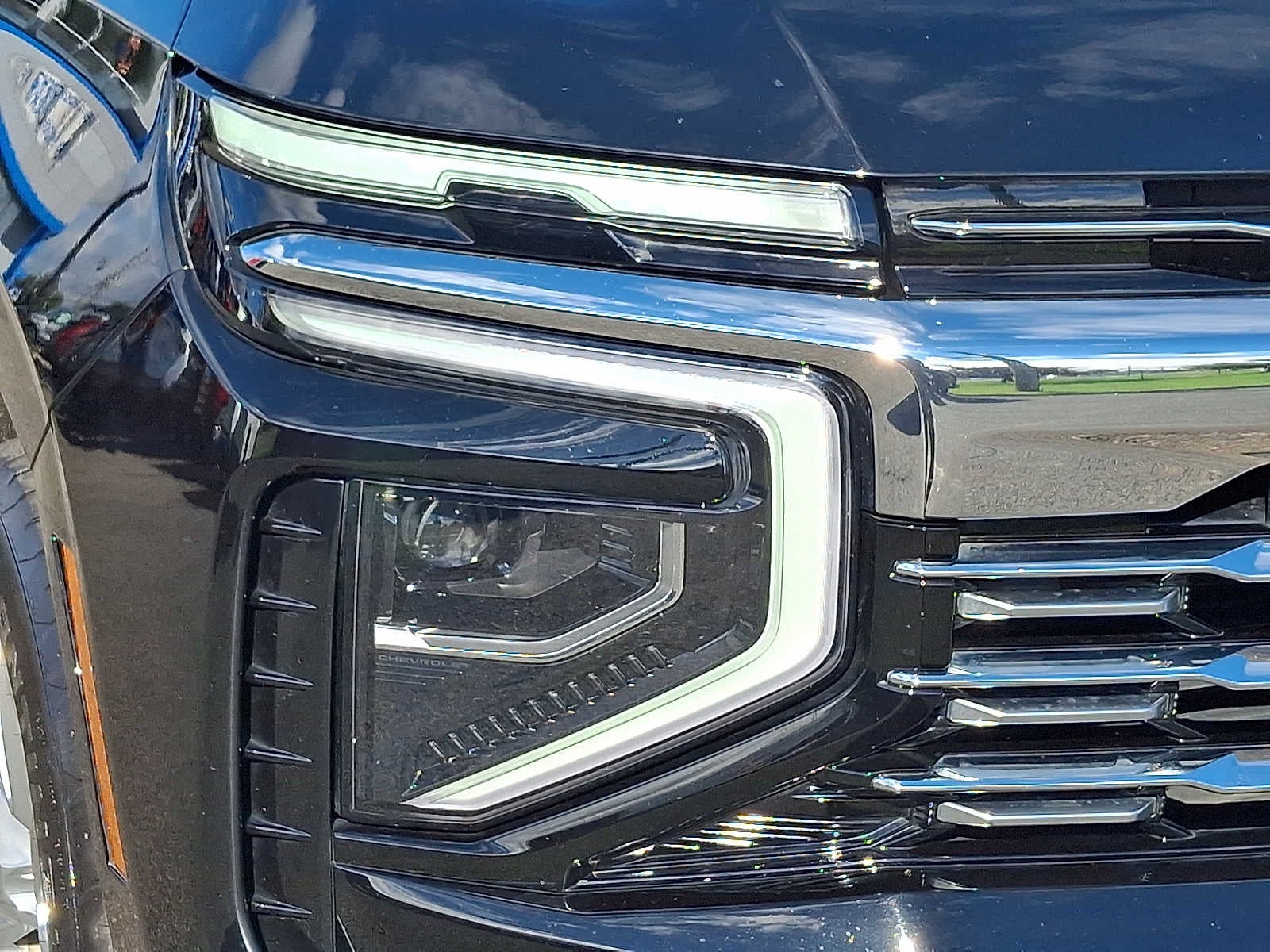 2025 Chevrolet Suburban 4WD 4dr Premier