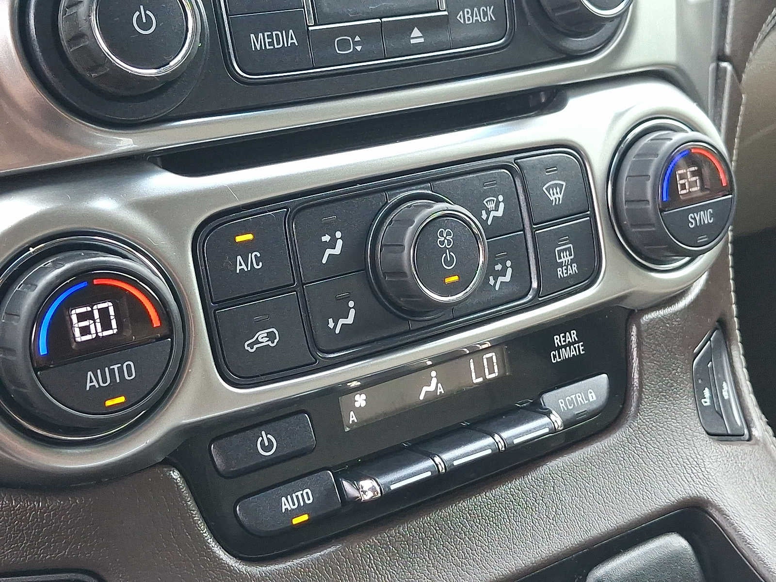 2020 Chevrolet Tahoe 4WD 4dr LT