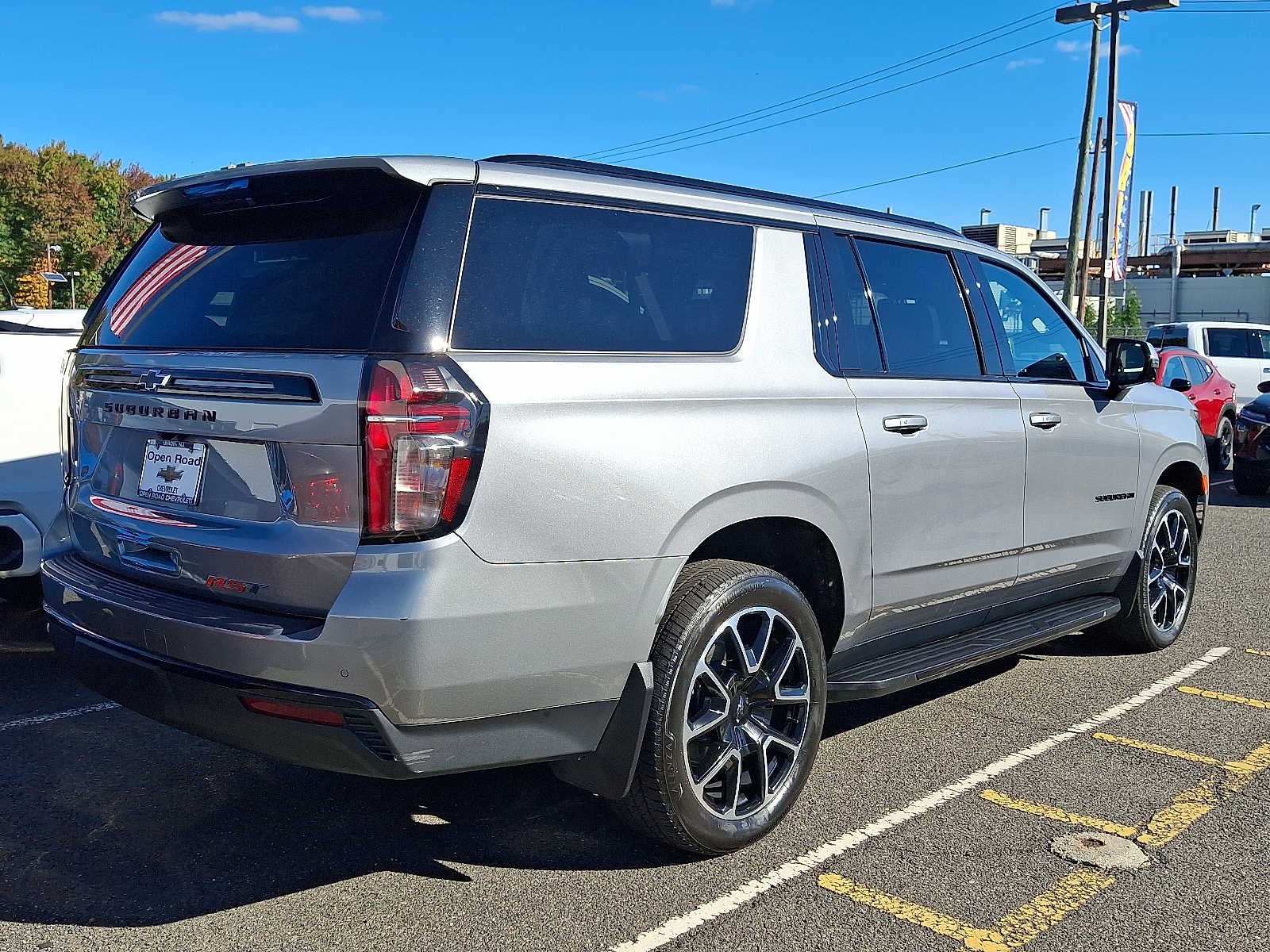 2023 Chevrolet Suburban 4WD 4dr RST