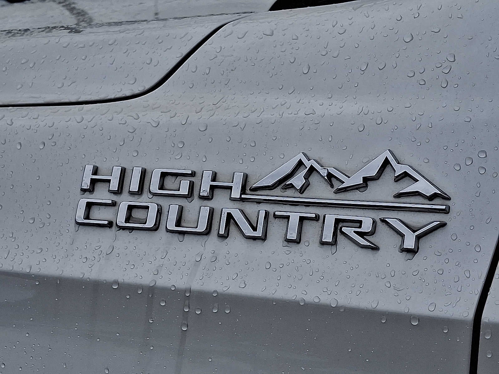 2023 Chevrolet Suburban 4WD 4dr High Country