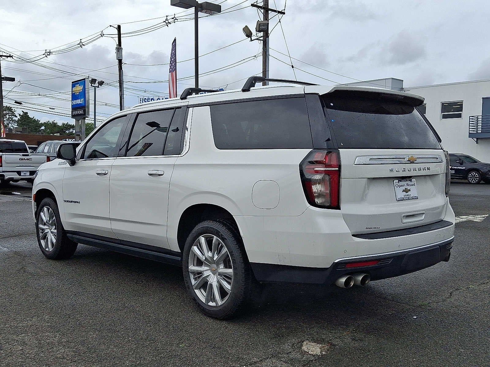 2023 Chevrolet Suburban 4WD 4dr High Country
