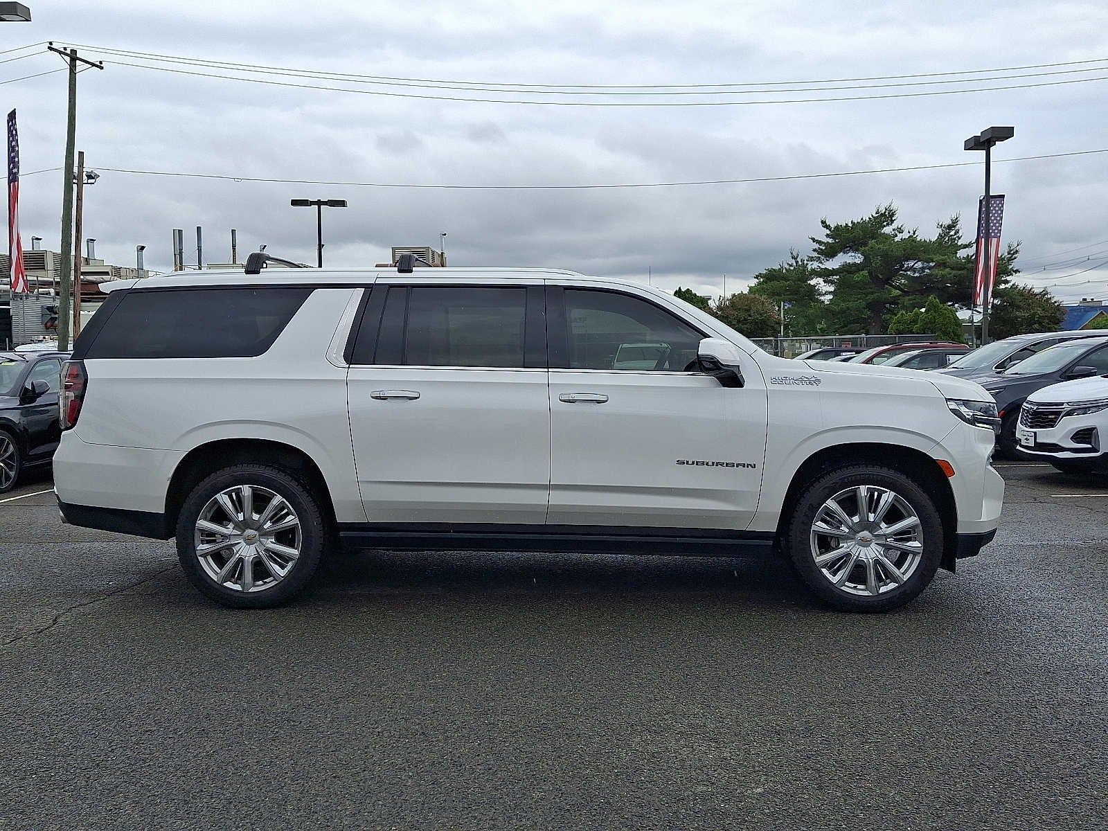 2023 Chevrolet Suburban 4WD 4dr High Country