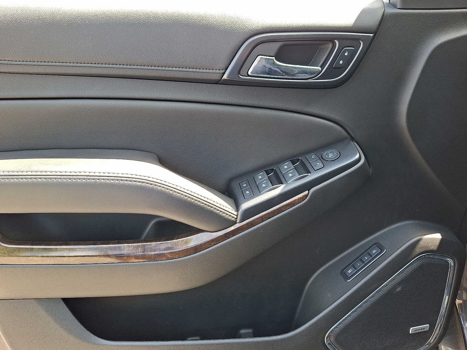 2017 Chevrolet Suburban 4WD 4dr 1500 LT