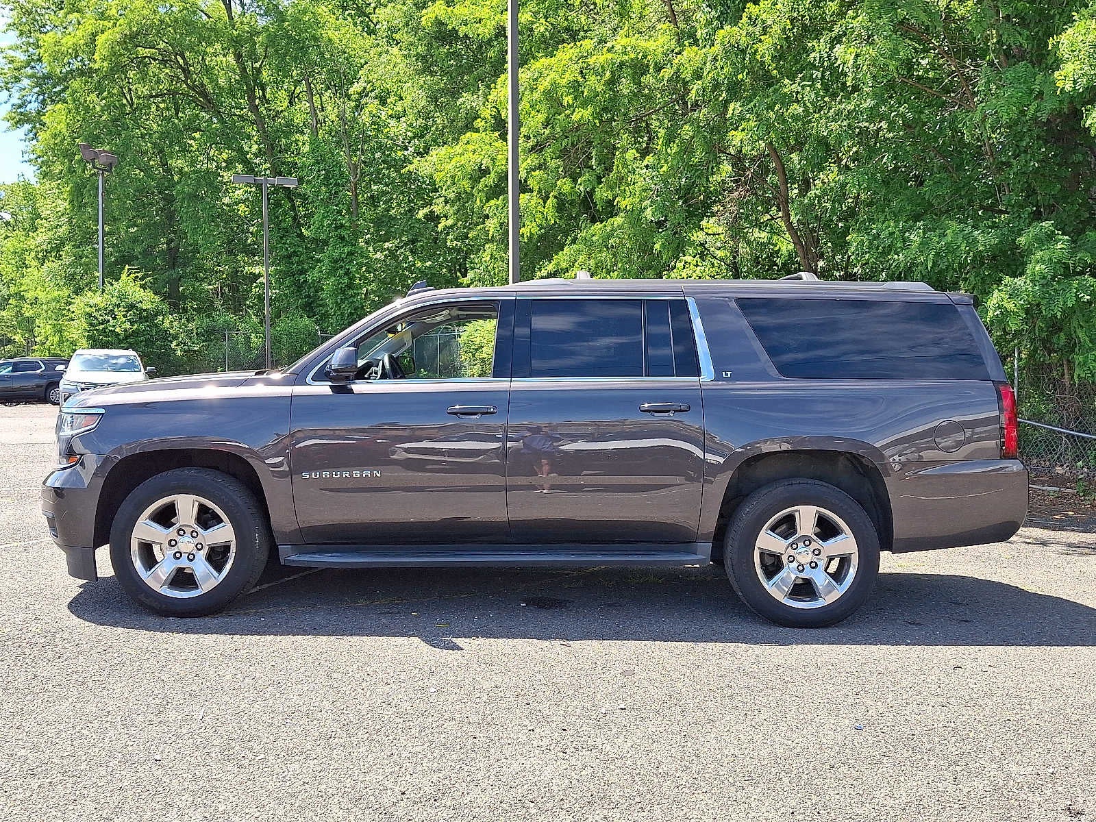 2017 Chevrolet Suburban 4WD 4dr 1500 LT
