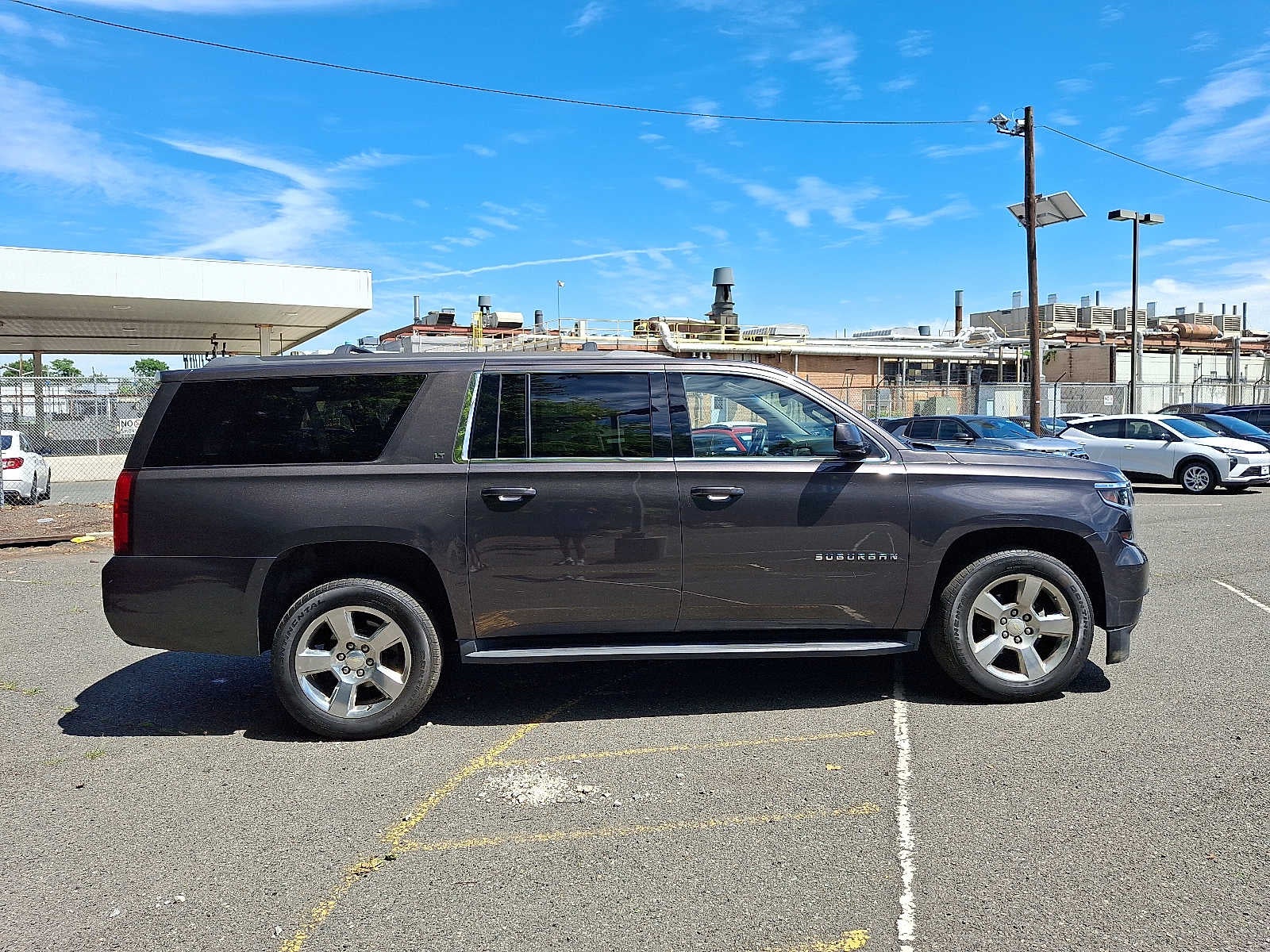 2017 Chevrolet Suburban 4WD 4dr 1500 LT