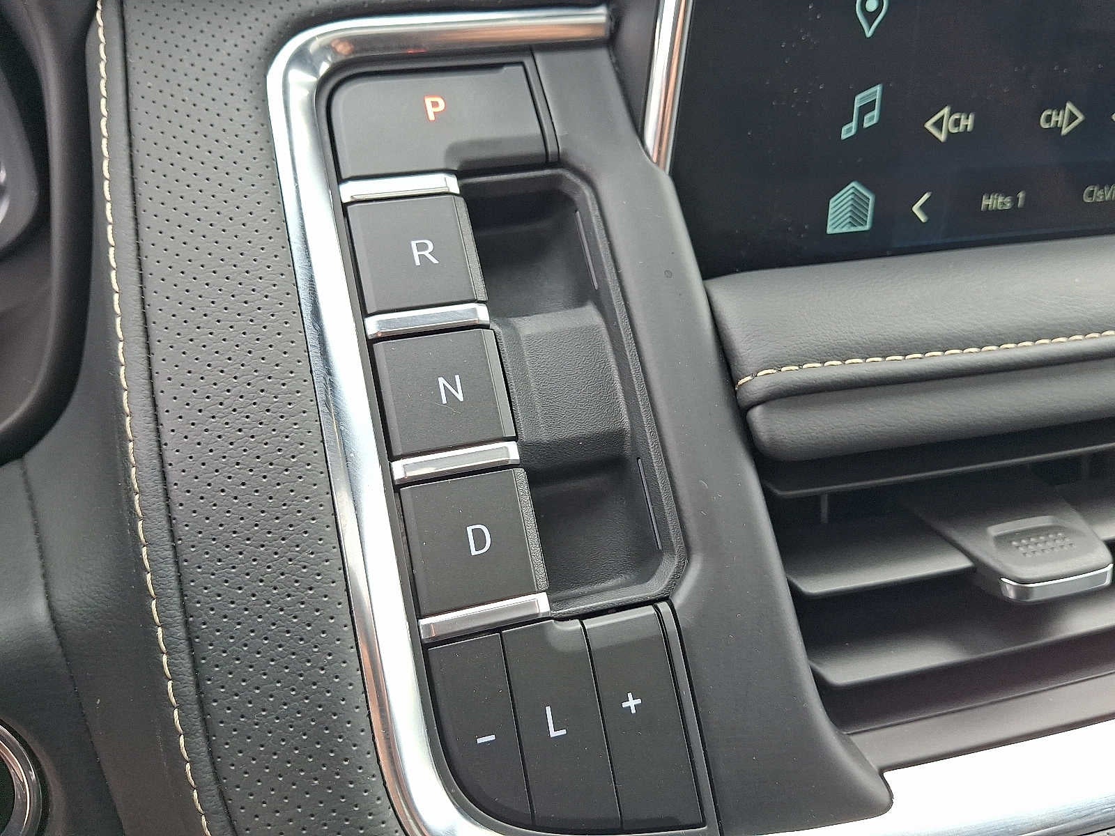 2023 Chevrolet Tahoe 4WD 4dr Premier