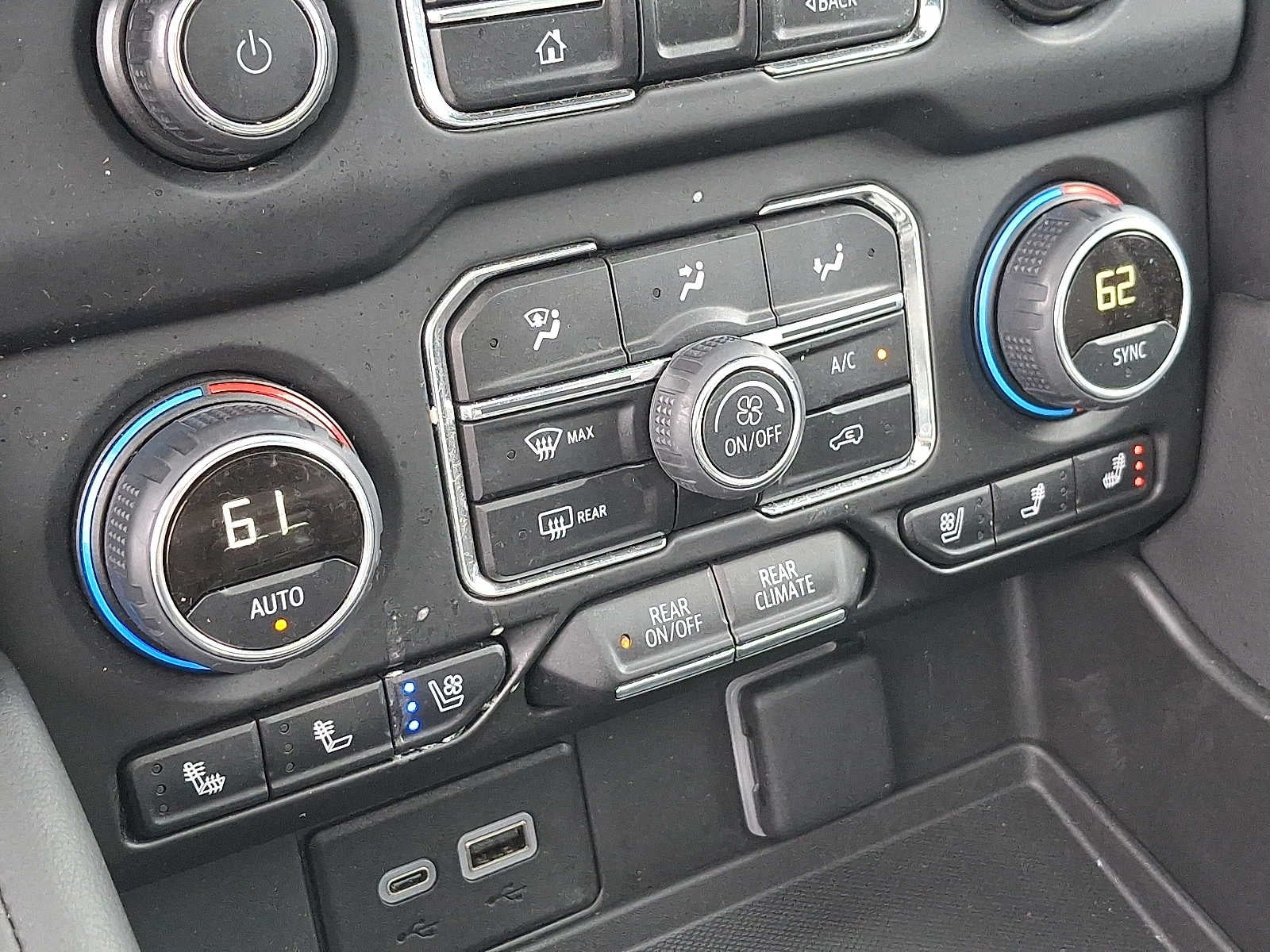 2023 Chevrolet Tahoe 4WD 4dr Premier