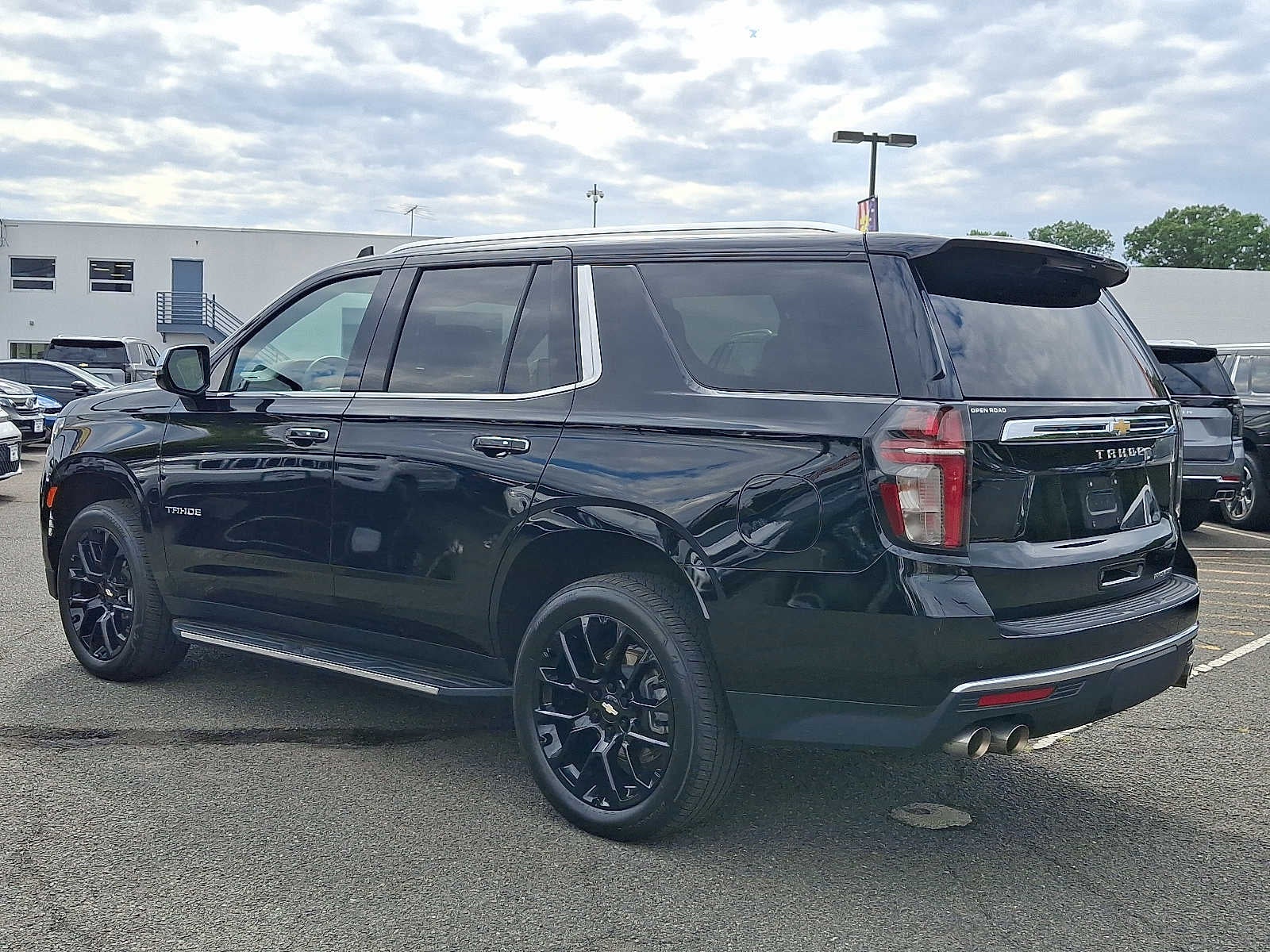 2023 Chevrolet Tahoe 4WD 4dr Premier