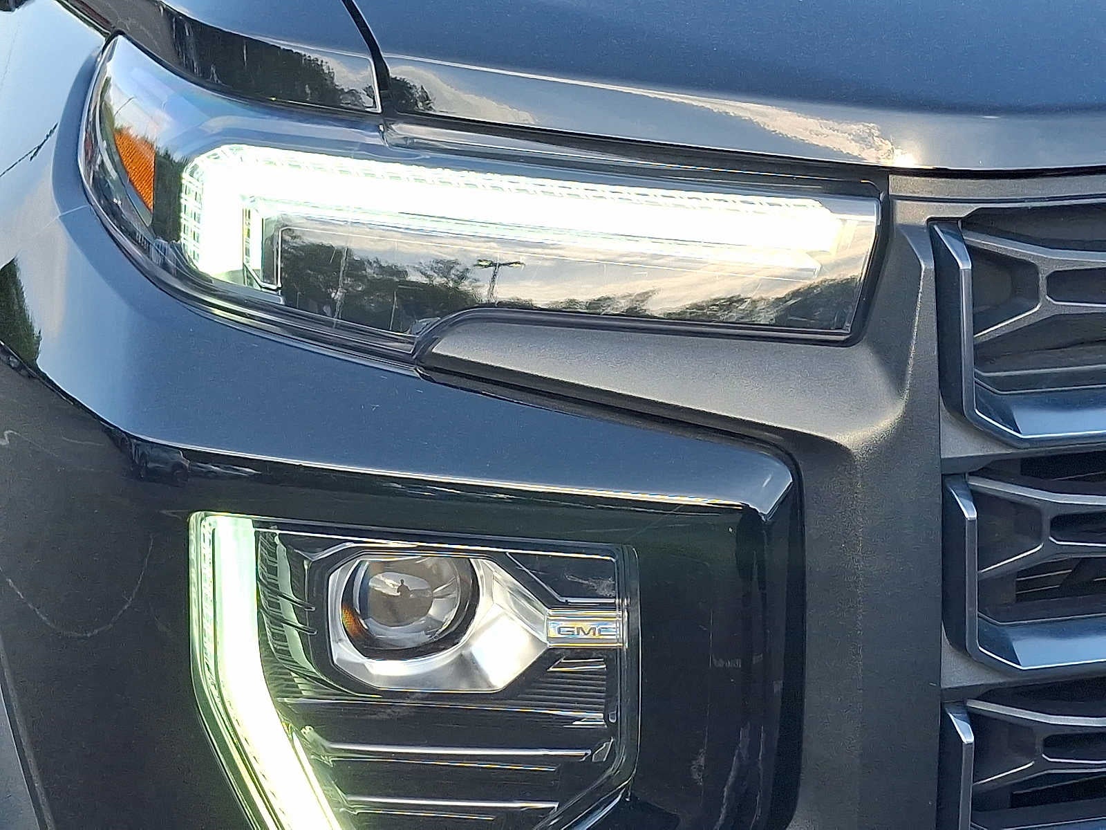 2023 GMC Canyon 4WD Crew Cab AT4