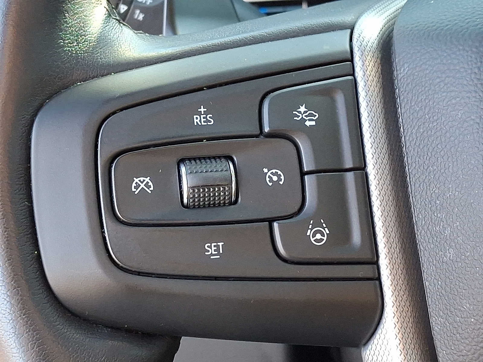 2024 GMC Sierra 1500 4WD Crew Cab 147 Denali