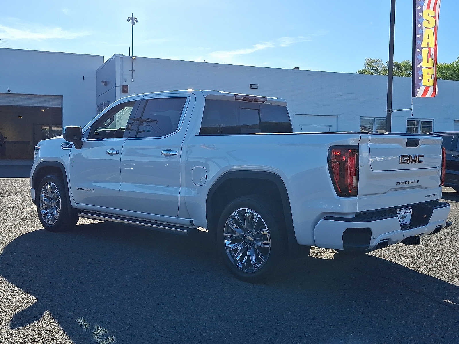 2024 GMC Sierra 1500 4WD Crew Cab 147 Denali