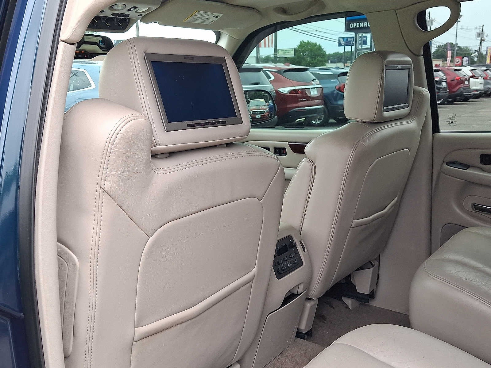 2006 Cadillac Escalade 4dr AWD