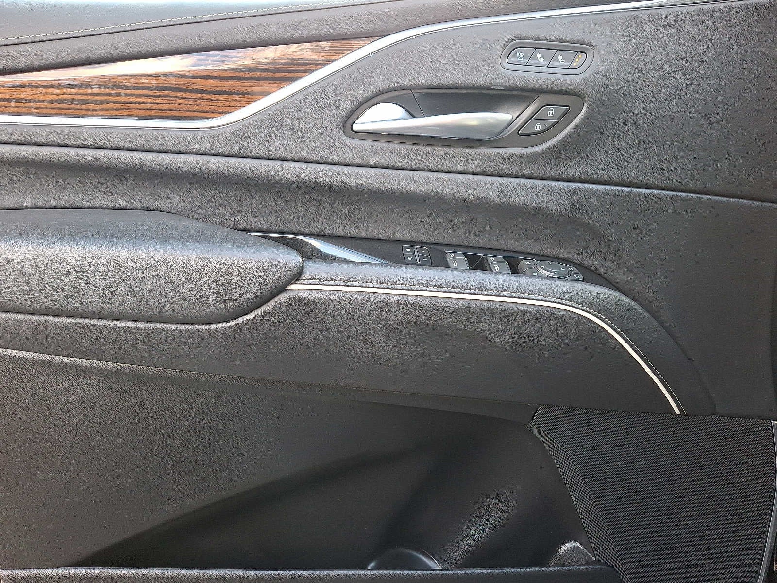 2023 Cadillac Escalade 4WD 4dr Premium Luxury