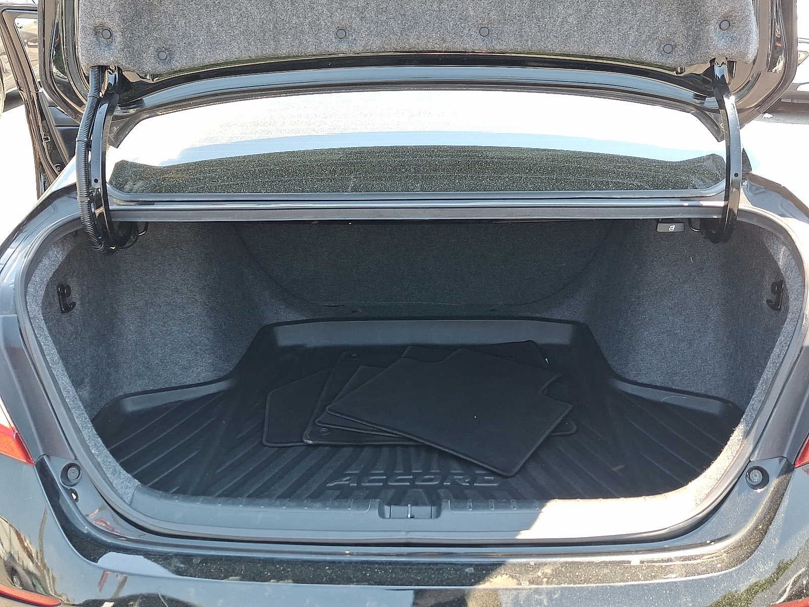 2018 Honda Accord LX 1.5T CVT