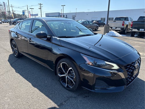 2024 Nissan Altima 2.5 SR Sedan