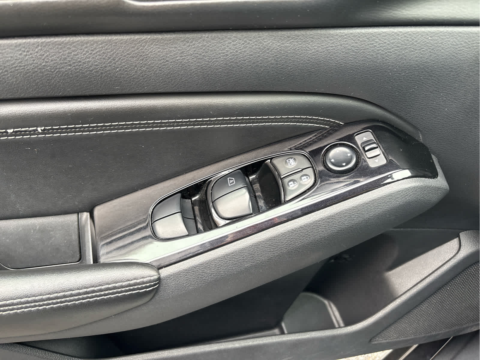 2021 Nissan Altima 2.5 SV Sedan