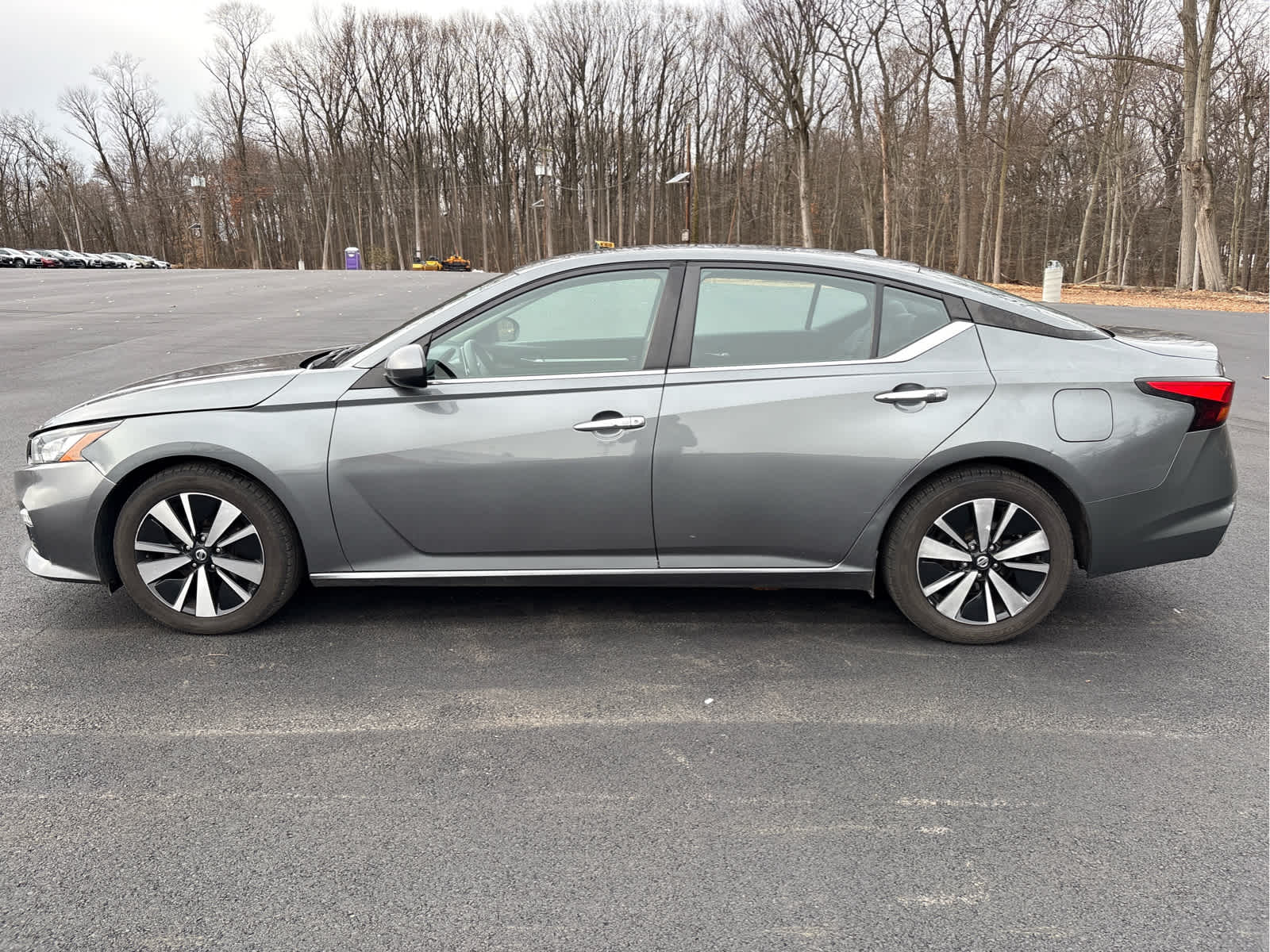 2021 Nissan Altima 2.5 SV Sedan