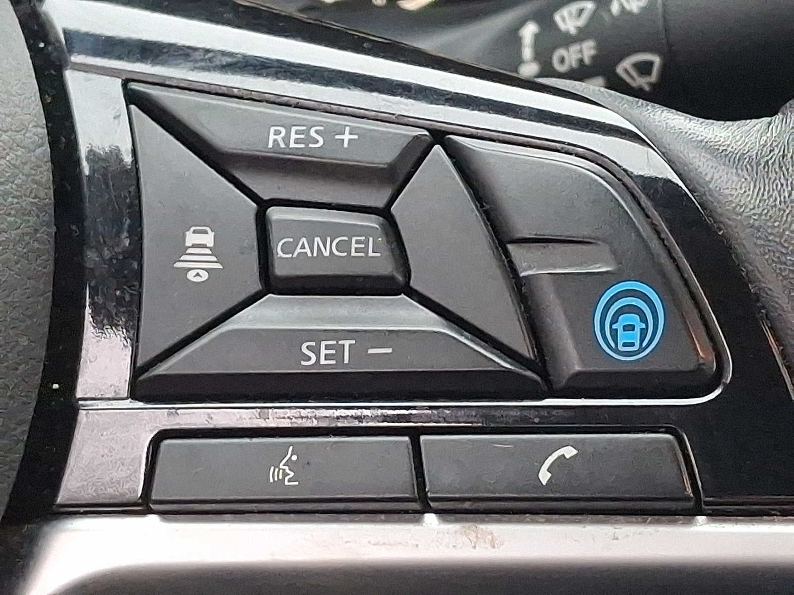 2020 Nissan Altima 2.5 SV AWD Sedan