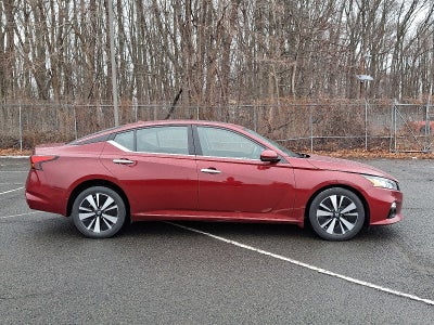 2020 Nissan Altima 2.5 SV AWD Sedan