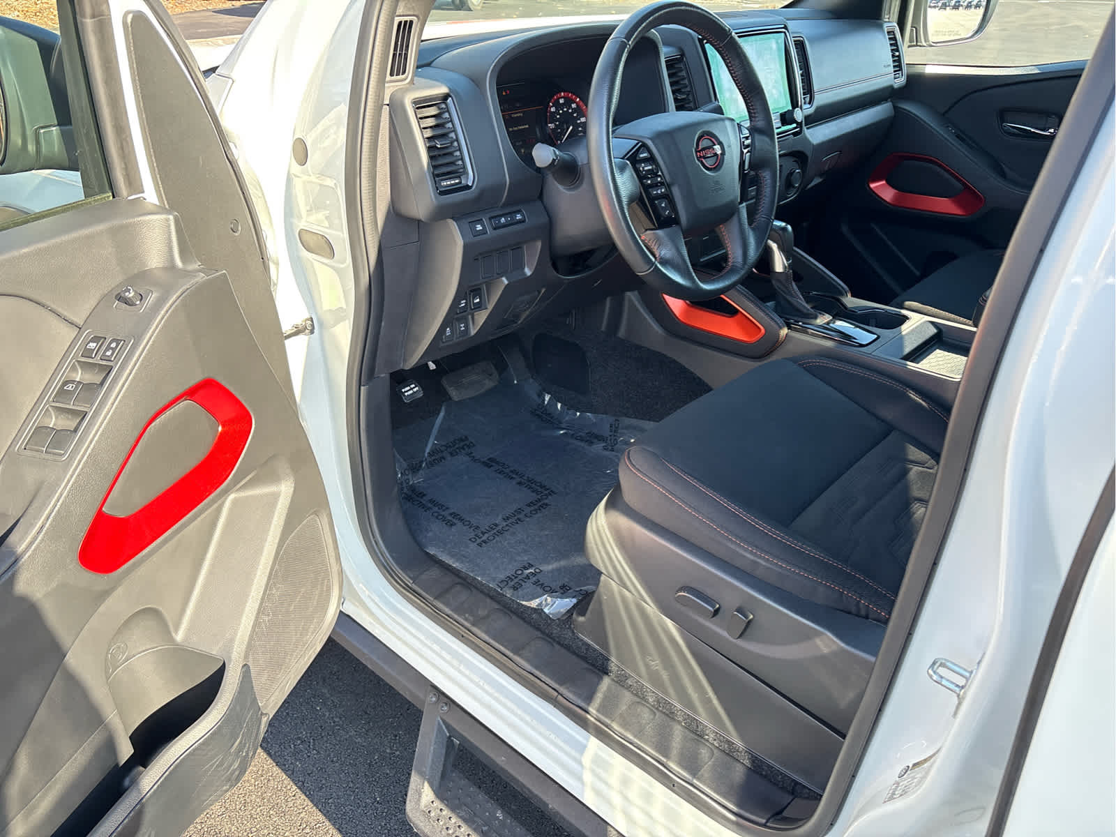 2024 Nissan Frontier Crew Cab 4x4 PRO-4X