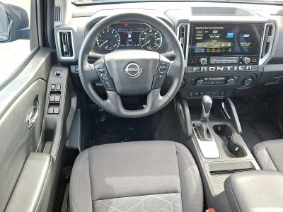 2025 Nissan Frontier Crew Cab 4x4 SV