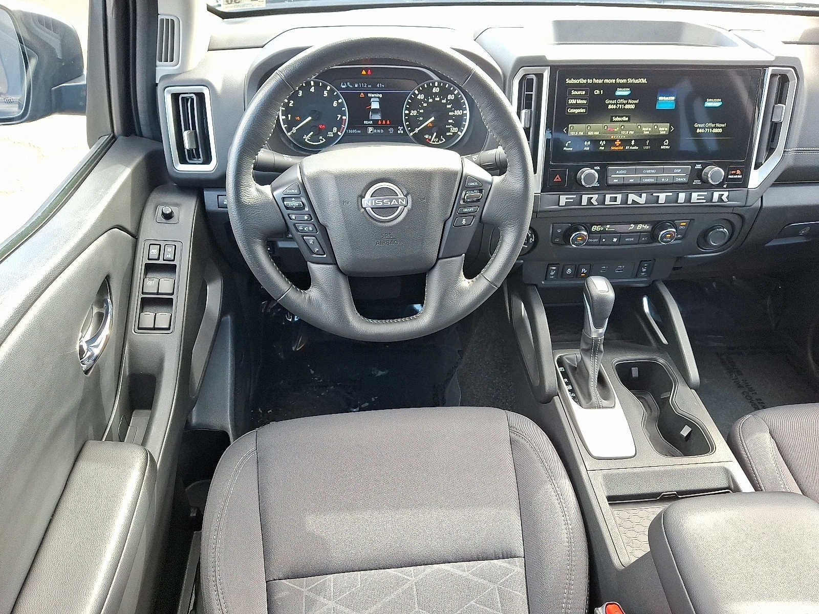 2025 Nissan Frontier Crew Cab 4x4 SV