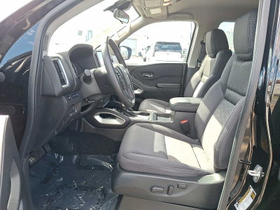 2025 Nissan Frontier Crew Cab 4x4 SV